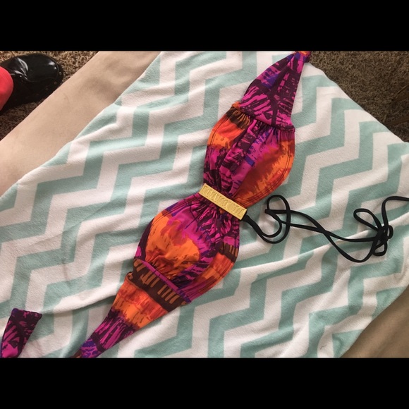 Bandeau bikini top - Picture 2 of 3